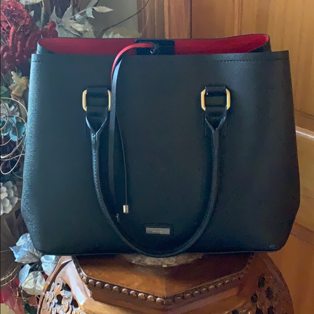 Aldo Satchel